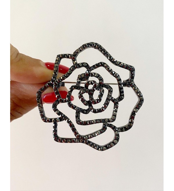 Antrasit Roses Broş