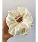 Saten Scrunchie